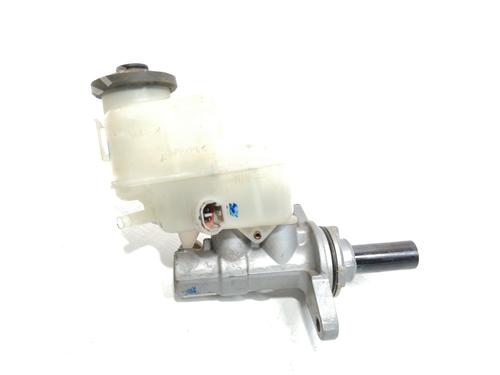 Hovedbremsecylinder TOYOTA RAV 4 III (_A3_) 2.2 D 4WD (ALA30_, ALA30R) (150 hp) 8311897