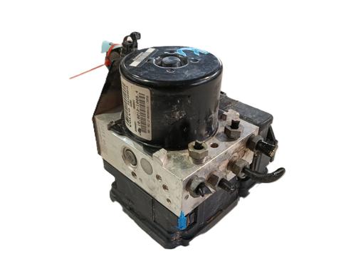 Used ABS pump VOLVO V40 Hatchback (525) D2 (120 hp) 32210551