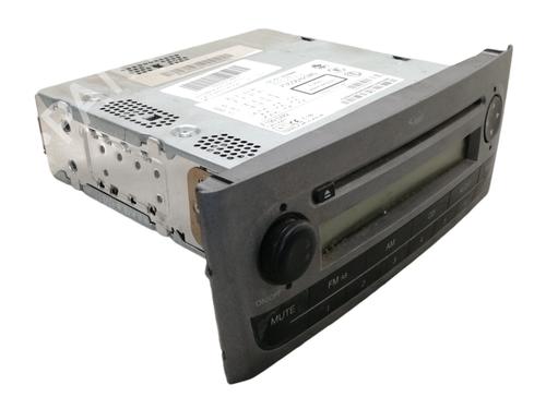 radio-fiat-grande-punto-199_-7355642340-28349869-f199sm2-28349869-2005-16281312 main image