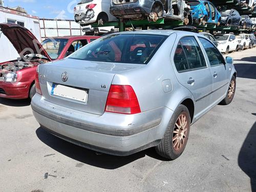 Gebruikte VW BORA I (1J2) 1.6 16V 4956671 Onderdelen