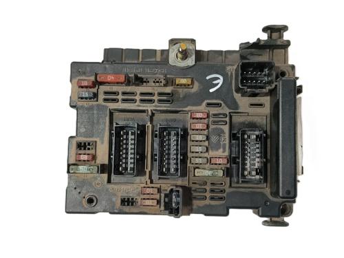 Used Fuse box PEUGEOT 307 Break (3E) 2.0 HDI 110 (107 hp) 31114886