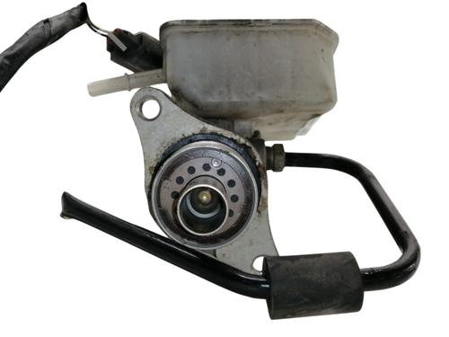 Brake master cylinder FORD KUGA I 2.0 TDCi 4x4 | BP6283674M77 