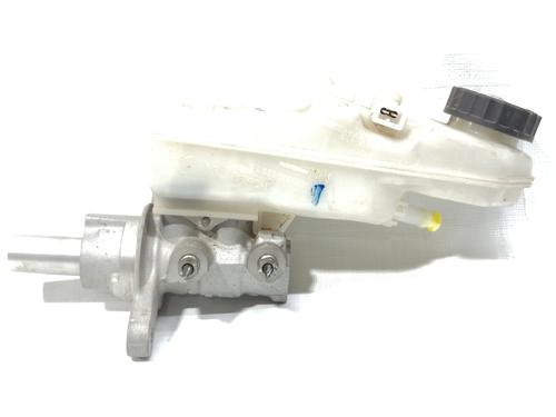 Brake master cylinder TOYOTA AURIS (_E15_) 3.5 4WD (GRE156H) | BP8230763M77 