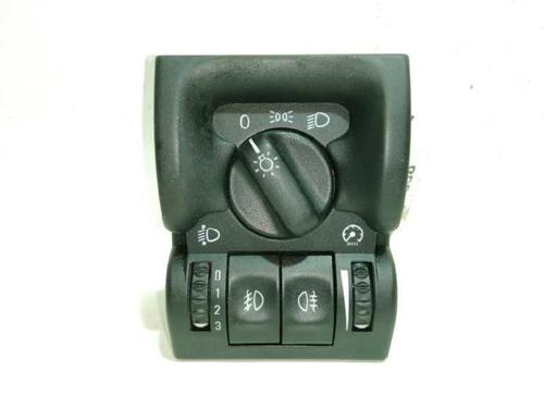 Used Headlight switch OPEL VECTRA B (J96) [1995-2004]  5347038