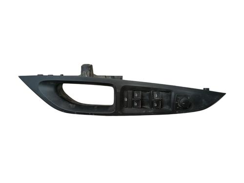 Used Left front window switch Left front window switch SEAT LEON (5F1) 1.4 TSI (125 hp) 33019085 33019085