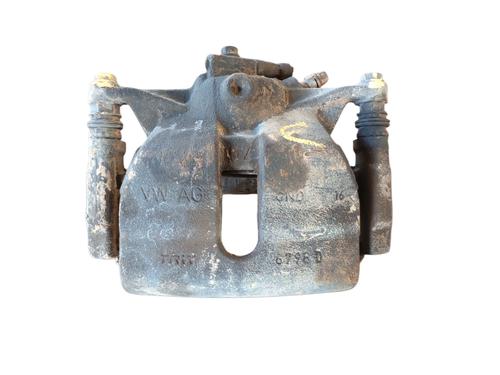 Used Left front brake caliper AUDI Q2 (GAB, GAG) 1.6 TDI (115 hp) 30897546