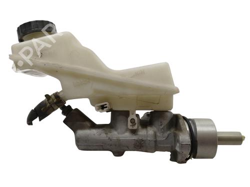 Used Brake master cylinder TOYOTA AVENSIS Saloon (_T25_) [2003-2008]  10350088