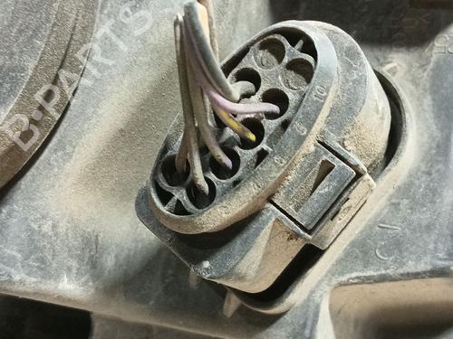 Right headlight FORD FIESTA VI (CB1, CCN) 1.25 | BP31375823C29