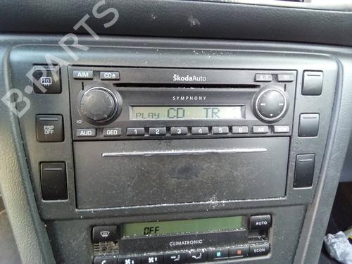 Radio SKODA SUPERB I (3U4) 1.9 TDI | BP11277716E6 