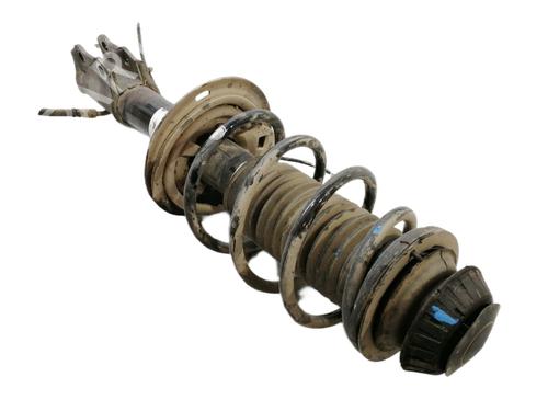 Used Right front shock absorber TOYOTA YARIS (_P13_) 1.0 (KSP130_, KSP130) (69 hp) 11346802