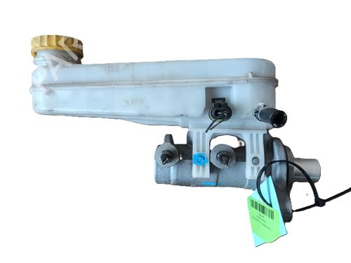 Used Brake master cylinder FIAT DUCATO Van (250_) 115 Multijet 2,0 D (116 hp) 29121770