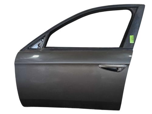 Used Left front door Left front door 38325365 38325365