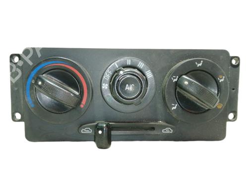 Used Climate control KIA RIO I Saloon (DC_) 1.5 16V (98 hp) 5385158