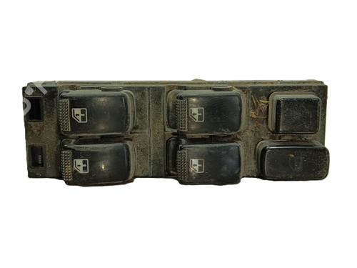 Used Left front window switch KIA SORENTO I (JC) 2.5 CRDi 4WD (140 hp) 31758471