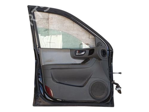 Left front door HYUNDAI SANTA FÉ I (SM) 2.0 CRDi 4x4 | BP30921888C2