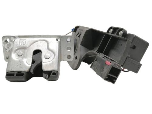 Tailgate lock OPEL MERIVA A MPV (X03) 1.6 16V (E75) | BP5371276C101 