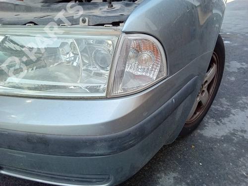 Used Left front indicator Left front indicator SKODA OCTAVIA I (1U2) 1.6 (102 hp) 10923424 10923424