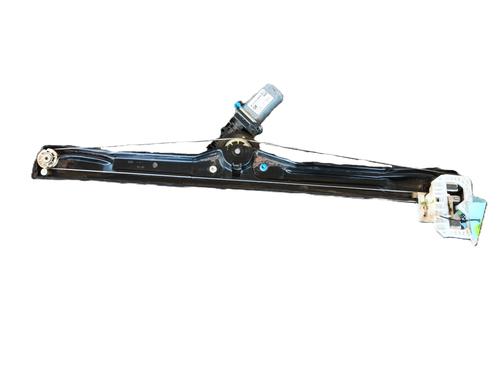 Used Front left window mechanism IVECO DAILY VI Platform/Chassis 33S16, 35S16, 35C16, 40C16, 42S16, 50C16 (156 hp) 26552673