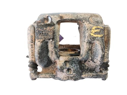 Used Left front brake caliper MERCEDES-BENZ CLA Coupe (C117) CLA 220 CDI / d (117.303) (163 hp) 32336691