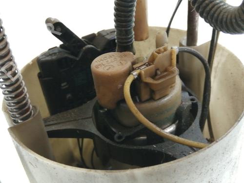 Fuel pump SEAT LEON (1P1) 1.9 TDI | BP10973898M76 