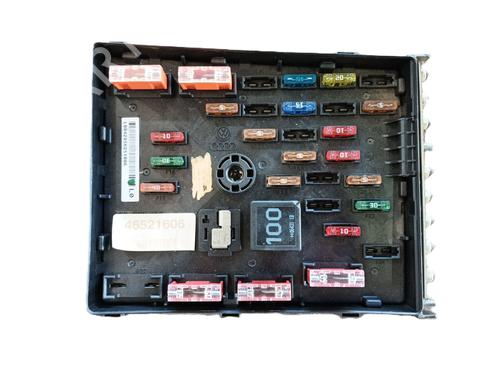 Fuse box VW PASSAT B6 (3C2) 2.0 TDI 16V | BP30110515E1