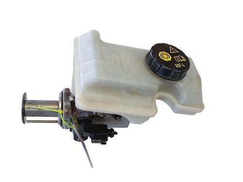 brake-master-cylinder-audi-q2-gab-gag-2016-32059082 main image