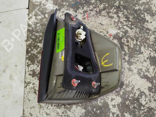 Left taillight BMW X3 (E83) 2.0 sd | BP39470215C34 - Image 3