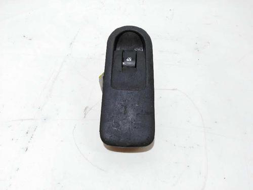 Used Right front window switch RENAULT SCÉNIC II (JM0/1_) [2003-2010]  5868128