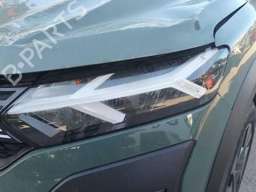 left-headlight-dacia-sandero-iii-2021-40227947 main image