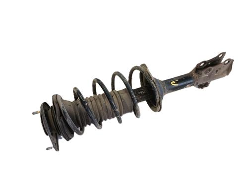 Used Right front shock absorber Right front shock absorber TOYOTA YARIS (_P1_) 1.0 (SCP10_, SCP10R) (65 hp) 33886729 33886729