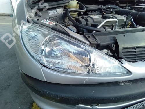 Used Right headlight Right headlight PEUGEOT 206 Hatchback (2A/C) 1.4 i (75 hp) 11042560 11042560