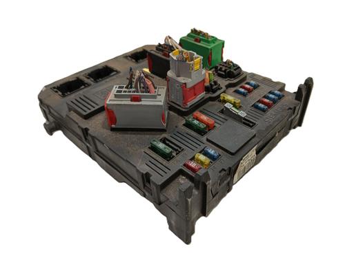 Sikringsdåse CITROËN C3 I (FC_, FN_) 1.4 i (73 hp) 31754657