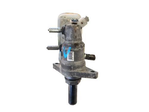 Brake master cylinder LEXUS IS II (_E2_) 220d (ALE20) | BP32743897M77 - Image 4