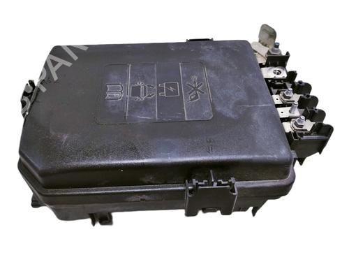 Fuse box OPEL ASTRA K (B16)  | BP15843331E1 