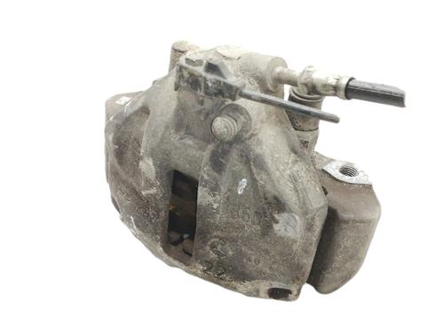 Used Left front brake caliper MERCEDES-BENZ VITO Van (W638) [1997-2003]  11579442