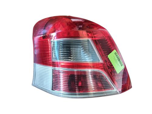 Used Left taillight TOYOTA YARIS (_P9_) 1.33 VVT-i (NSP90_, NSP90R) (99 hp) 30830237