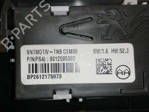 Interior roof light PEUGEOT 3008 II SUV (MC_, MR_, MJ_, M4_) 1.6 THP 165 (M45GYW, M45GZW, M45GYV) | BP7407748I8
