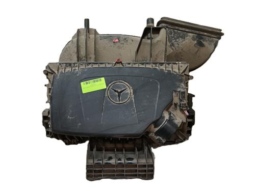 Used Air filter box MERCEDES-BENZ SPRINTER 3-t Van (B910) 211 CDI (910.621, 910.623) (114 hp) 26566507
