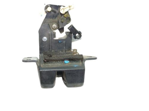 Used Tailgate lock HYUNDAI TUCSON (JM) 2.0 CRDi (140 hp) 6988728