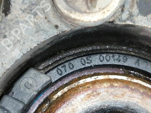 Right front steering knuckle OPEL ASTRA H Estate (A04) 1.9 CDTI (L35) | BP8492464M26 
