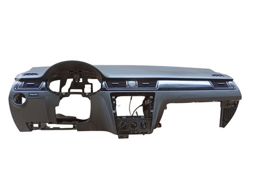 Instrumentbræt SKODA RAPID Spaceback (NH1) 1.6 TDI (115 hp) 32065762