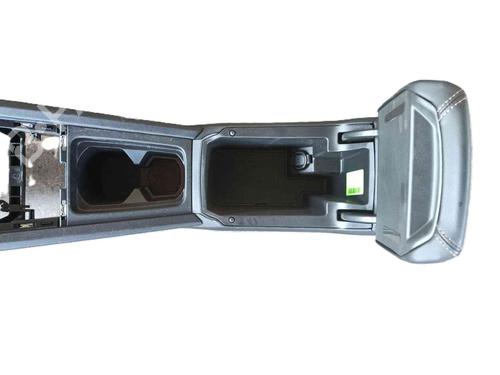 Armrest / Center console CUPRA FORMENTOR (KM7, KMP) 1.4 e-Hybrid | BP36527475I20 - Image 6
