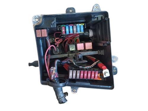 Fuse box RENAULT MASTER III Platform/Chassis (EV, HV, UV) 2.3 dCi 165 RWD (HV0P, HV0U, HV10, HV12, UV0P, UV0U,... | BP27996775E1 