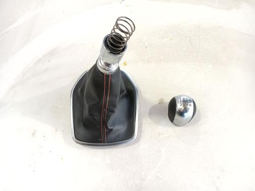 Used Shift knob FORD PUMA (J2K, CF7) 1.0 EcoBoost (125 hp) 32388310