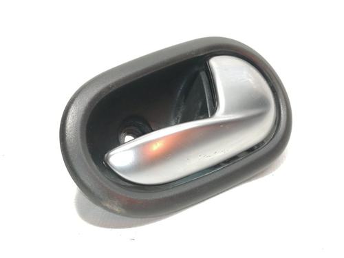Used Front right interior door handle Front right interior door handle DACIA SANDERO II TCe 90 (B8M1, B8MA, B8AC) (90 hp) 7091807 7091807