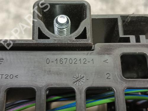 Fuse box FORD TOURNEO COURIER B460 MPV  | BP17014565E1 