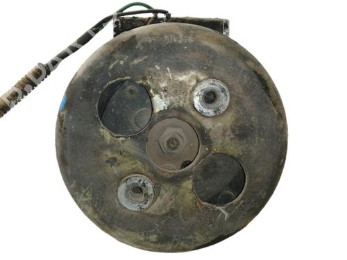 AC compressor CHRYSLER VOYAGER / GRAND VOYAGER III (GS_, NS_) 2.5 TD | BP13683802M34 