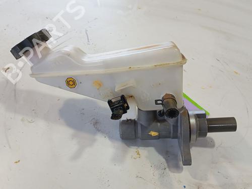 Used Brake master cylinder Brake master cylinder HYUNDAI KONA (OS, OSE, OSI) 1.0 T-GDi (120 hp) 32702657 32702657
