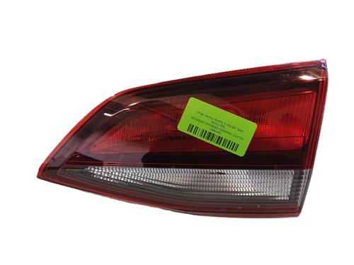 Used Right tailgate light OPEL ASTRA K Sports Tourer (B16) [2015-2022]  31188361