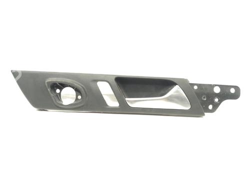 Used Front right interior door handle VW PASSAT B7 (362) 1.6 TDI (105 hp) 8186637